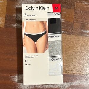 Calvin Klein Men's Bikini 3-Pack - Black, Gray, White